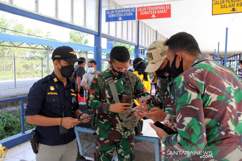 Dumai perketat penumpang dari Jawa