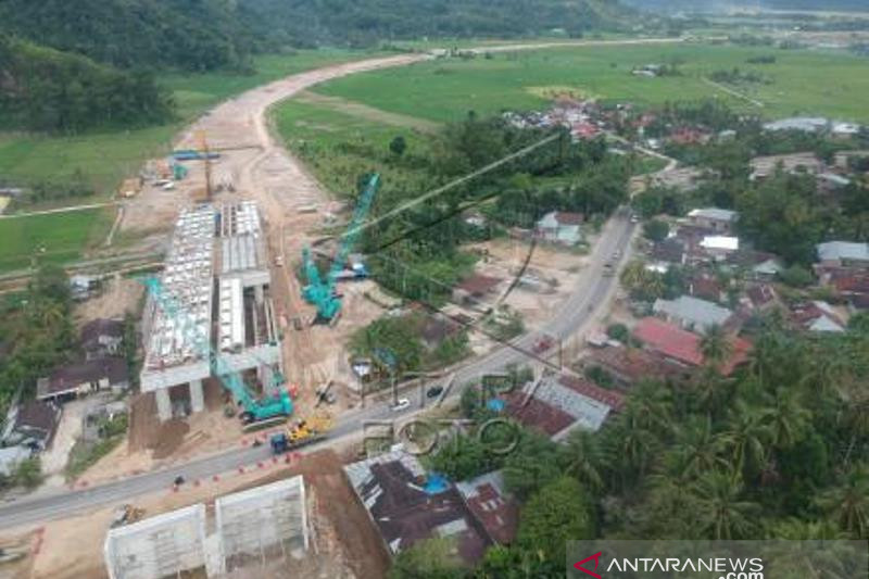 Pembangunan Jembatan Layang Tol Padang - Pekanbaru