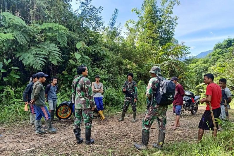 Prajurit TNI tembak mati dua teroris kelompok MIT Poso