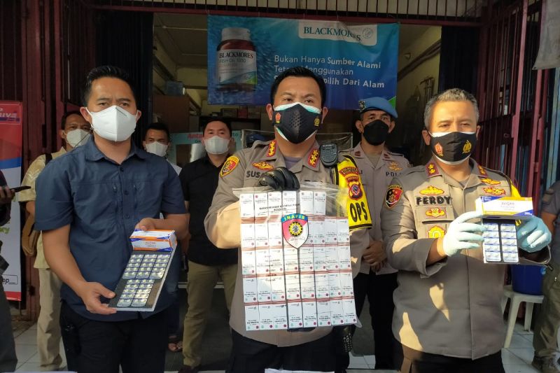 Tiga pemilik apotik jual obat COVID-19 di atas HET di Bogor ditetapkan jadi tersangka