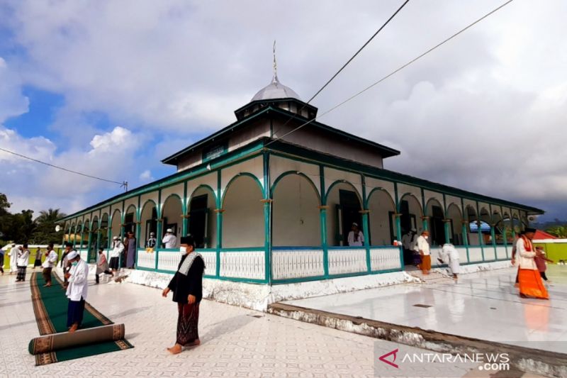 Masjid tertua Kaltara, saksi sejarah hingga badai pandemi - Vimarsana News