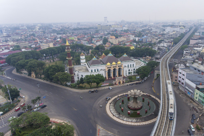 Suasana pusat kota Palembang saat Idul Adha