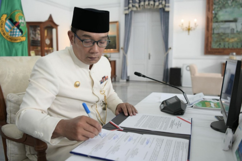 Ridwan Kamil minta 27 kabupaten/kota di Jabar terapkan PPKM level 4