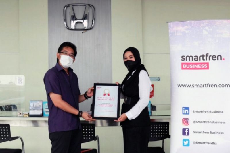 Smartfren meluncurkan Fiber in the Air