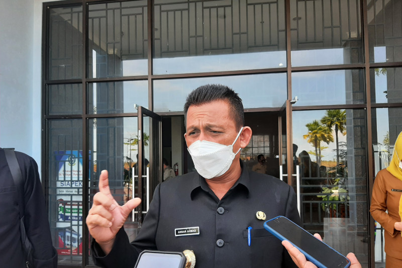 Gubernur Kepri coret anggaran Rp2 miliar untuk pengadaan mobil dinas