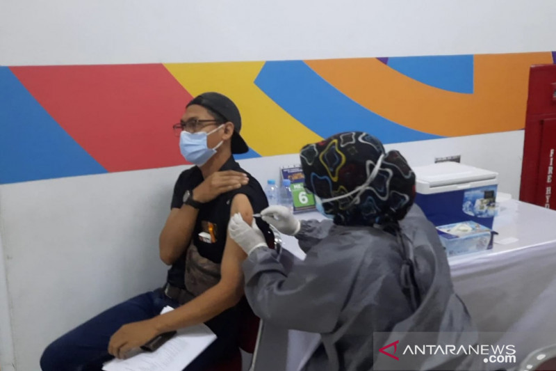 Sentra Vaksinasi Bekasi targetkan 3.000 dosis per hari