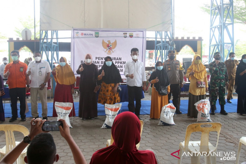 Sebanyak 256,36 ton beras bantuan PPKM telah disalurkan di Batam