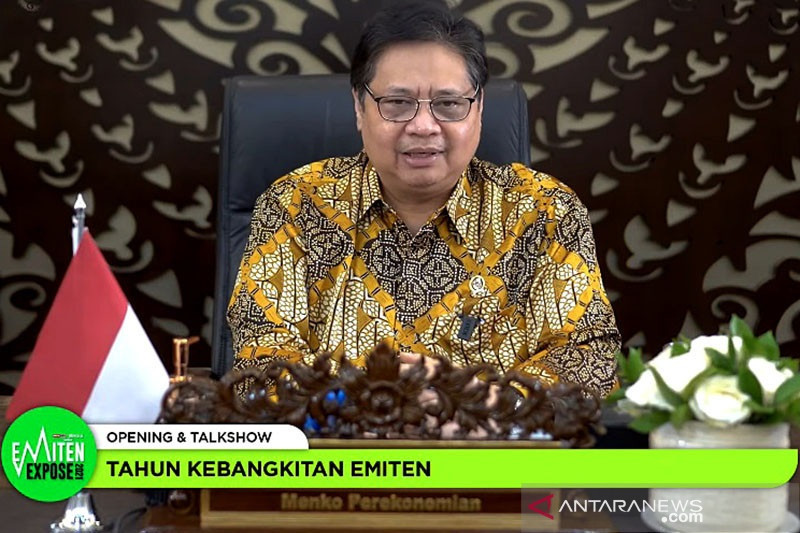 Airlangga penuhi syarat maju Capres 2024, kata Satkar Ulama Golkar Karawang