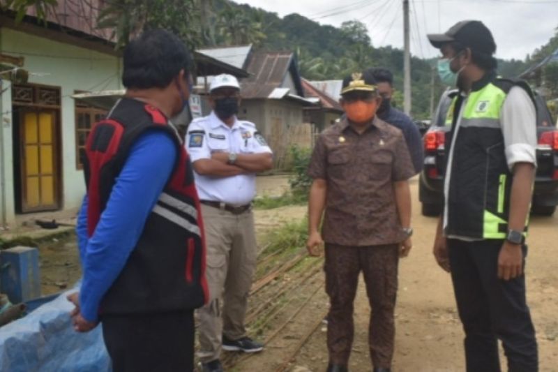 Pemprov Sulbar bangun jalan untuk kembangkan pariwisata Mamasa