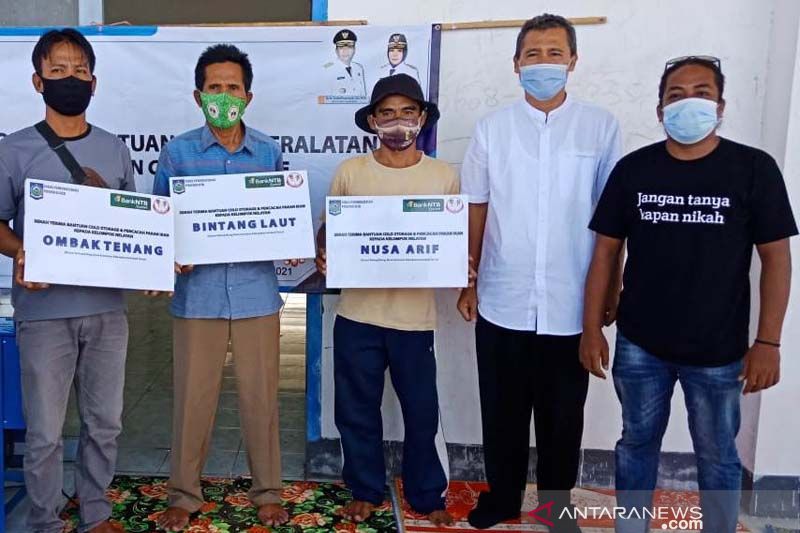 Pemprov NTB memanfaatkan produk UMKM jadi bantuan untuk nelayan