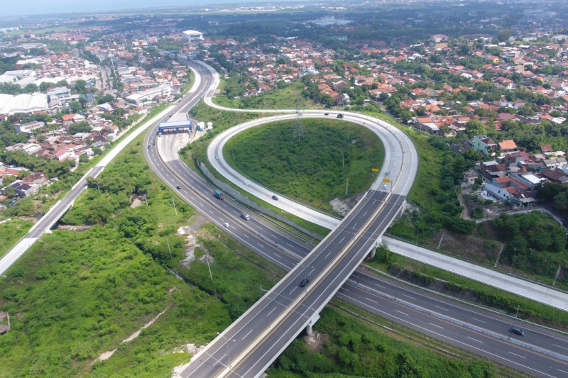 Tarif tol Jakarta-Surabaya naik 4,41 persen per 19 Agustus