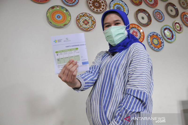 Penerima vaksin COVID-19 dosis lengkap di Indonesia mencapai 32,64 juta