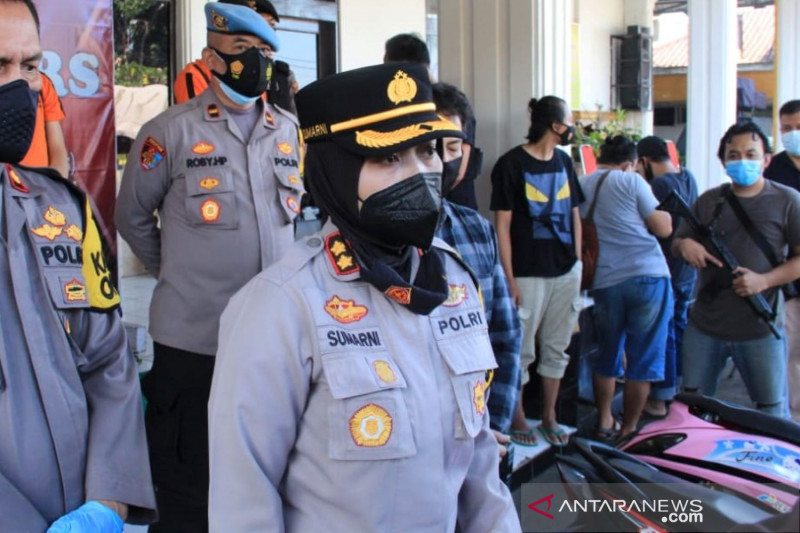 Polisi duga ibu-anak korban pembunuhan di Subang tewas tak bersamaan