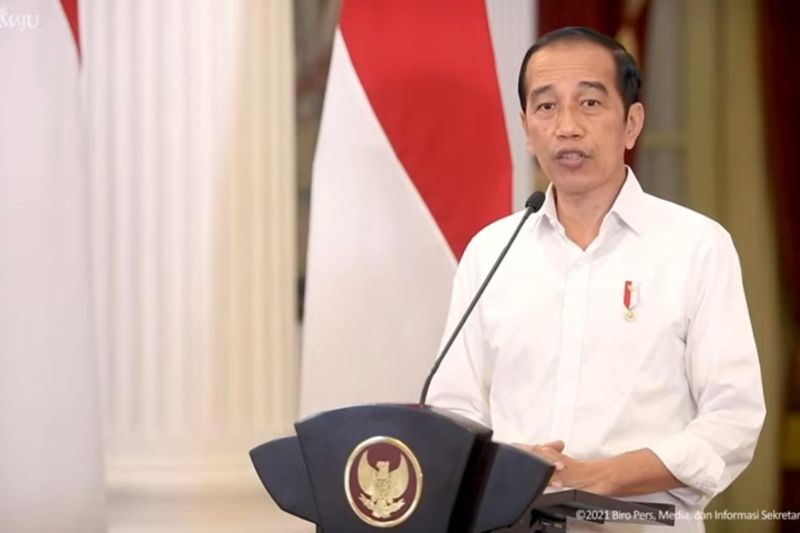 Presiden Jokowi sebut PPKM Jabodetabek turun ke level 3