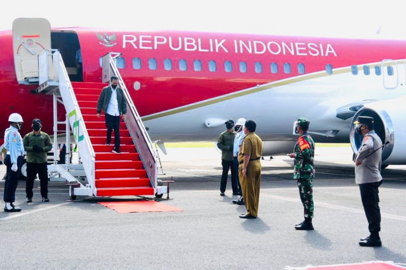 Presiden Jokowi tiba di Bandara Raden Inten II Lampung