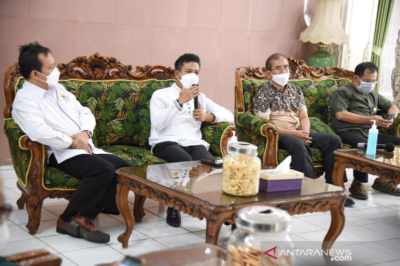 Pemkab Bandung dan Kadin komitmen dorong pulihkan UMKM