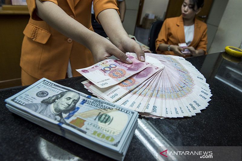 Yuan naik tipis dua poin, menjadi 7,1101 terhadap dolar AS