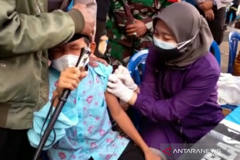 Polresta Bogor Kota sediakan layanan vaksinasi bagi santri dan jemaat gereja