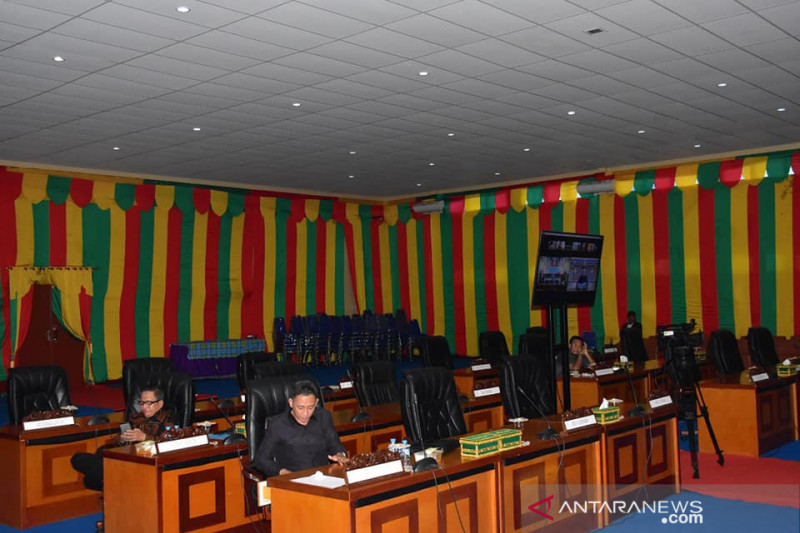 KPU belum terima surat PAW anggota DPRD Lingga dari PDIP
