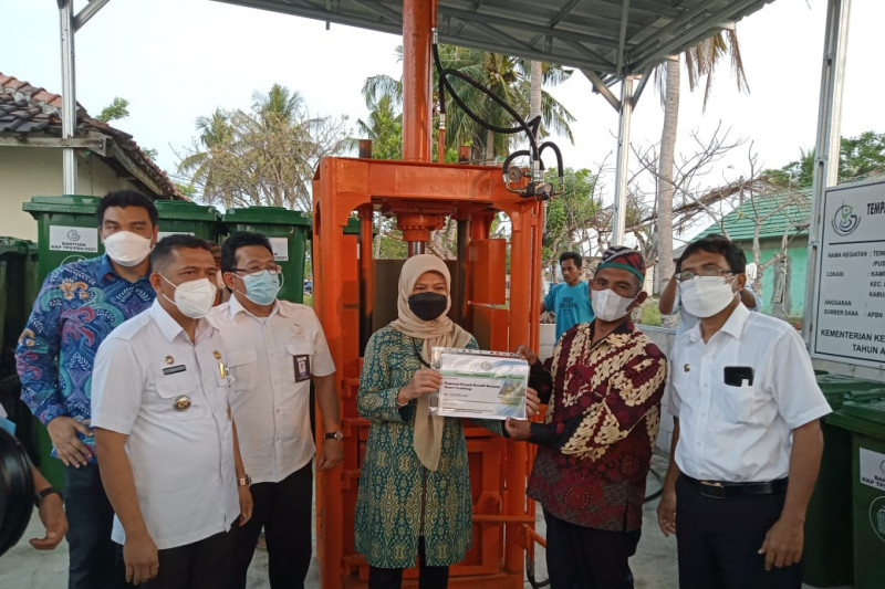 KKP bantu pusat daur ulang sampah di Muara Gembong Bekasi