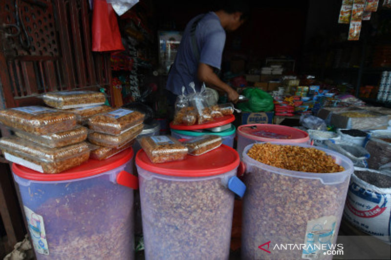 Harga Bawang Goreng Khas Palu Turun