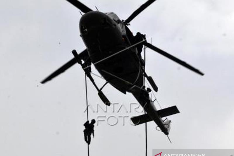 Latihan Gabungan Brigif 4 Marinir/BS Bersama Denjaka TNI AL