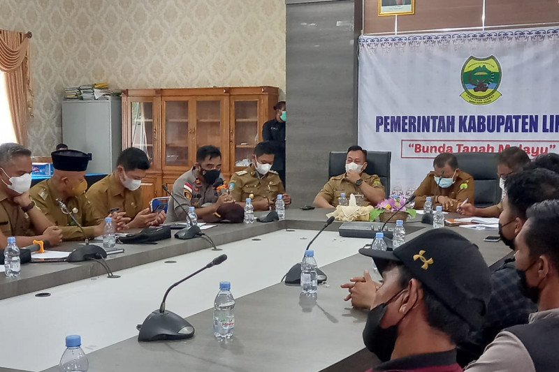 Polemik tambang di PT BBP Desa Teluk Kabupaten Lingga