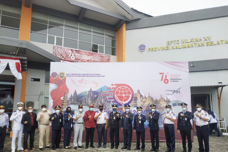 Kadin - Kemenhub vaksinasi massal sopir angkutan umum Kalsel