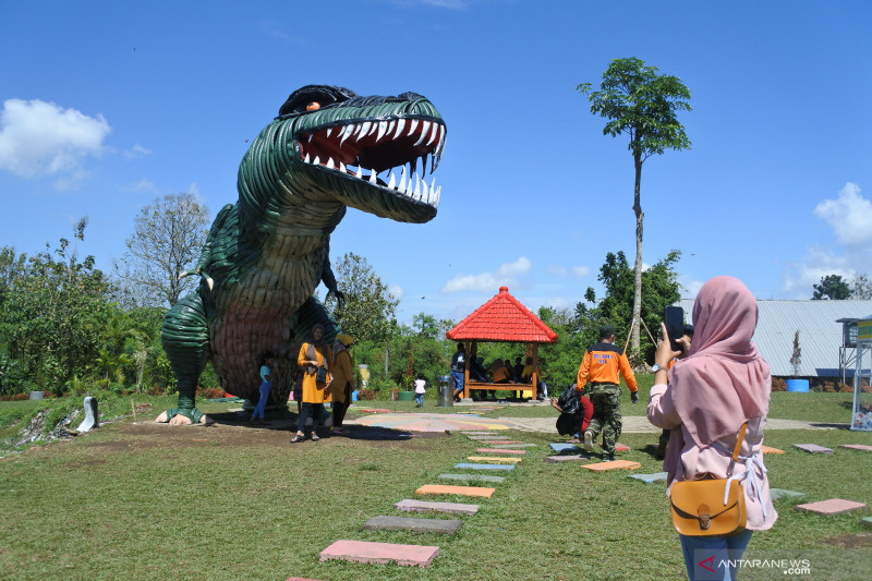 World Cleanup Day 2021 - ANTARA News Jawa Timur