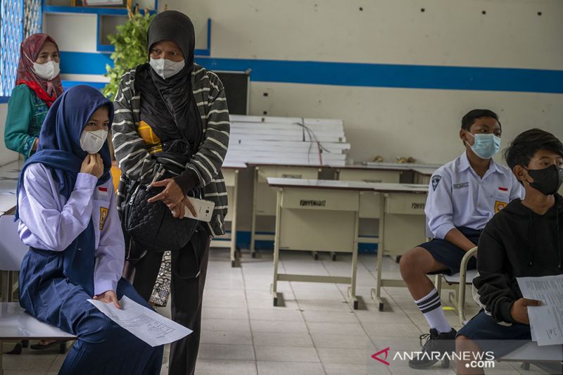 Percepatan Vaksinasi COVID-19 bagi Pelajar 