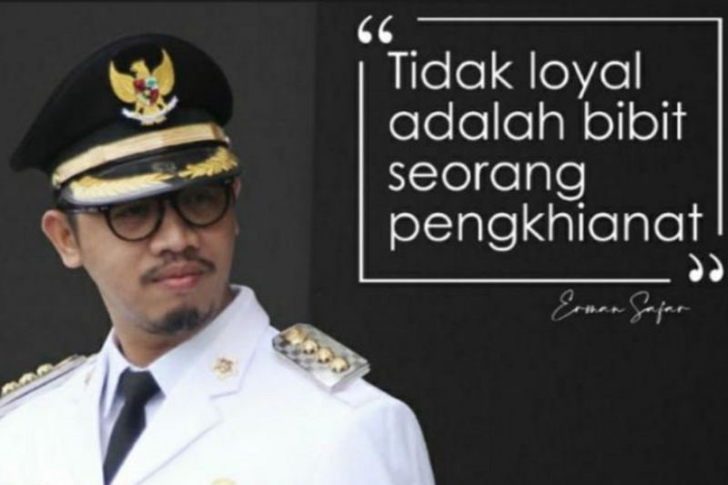 Banyak PNS Bukittinggi pasang foto Wako digambar profil medsosnya, ini kata pegiat media