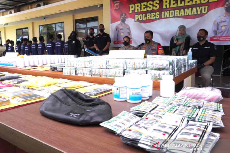 Polres Indramayu tangkap bandar besar obat keras terlarang