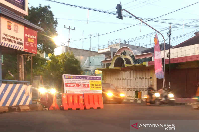 Polres Indramayu klaim masyarakat sudah patuh sistem ganjil genap