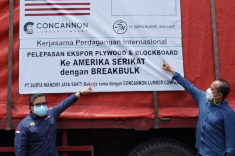 Inovasi Breakbulk, tingkatkan daya saing plywood Indonesia