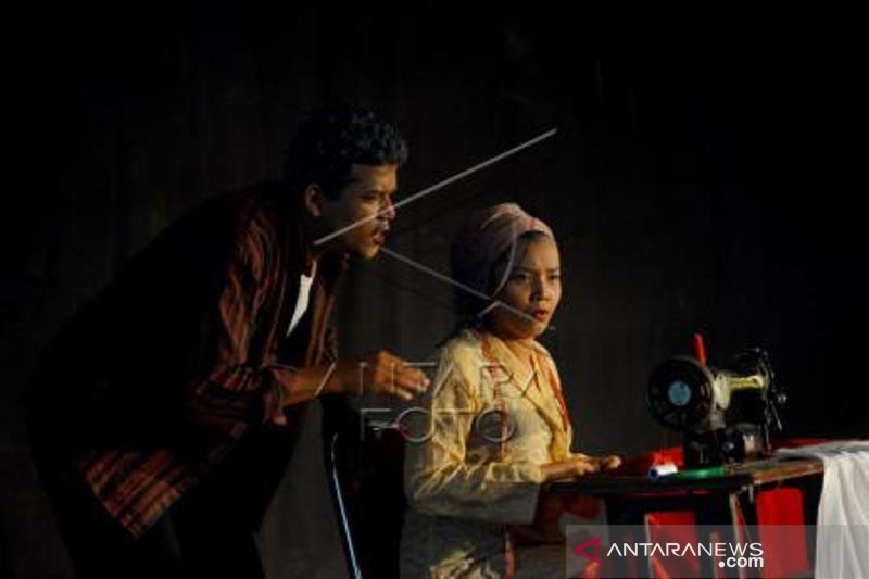 Festival Teater Remaja Di Padang