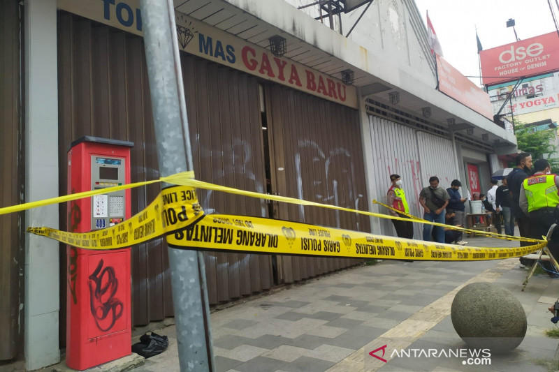 Seorang buronan pembunuh pemilik toko emas di Bandung ditangkap