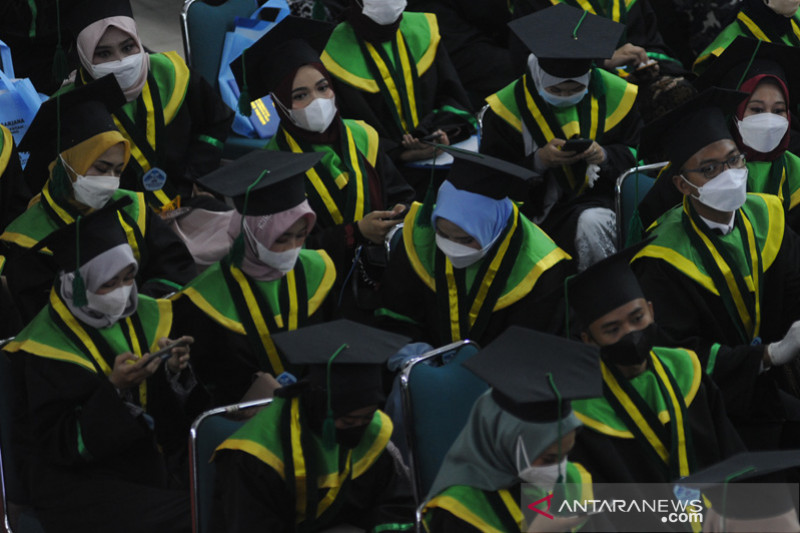 Wisuda tatap Muka di Palembang