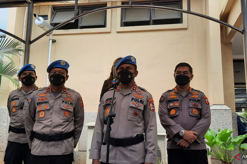 148 personel Polri terima Satyalancana Bhakti Buana dari Presiden Jokowi