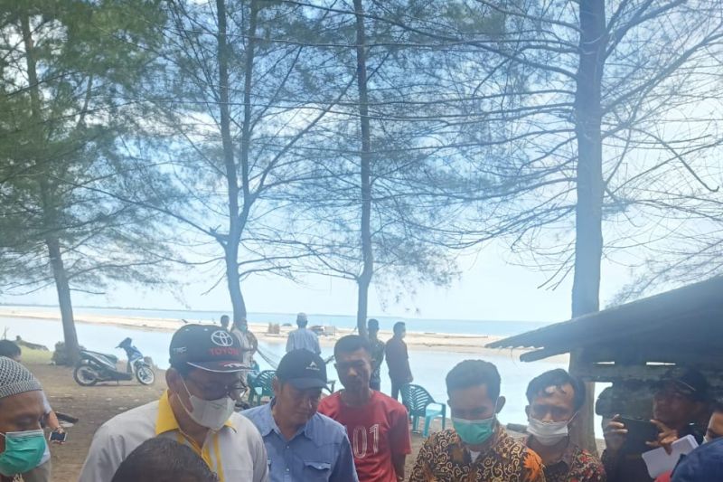 Harapan masyarakat Muaro Tanjuang Sasak Pasbar, terkait meluasnya abrasi