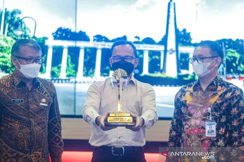 Pemkot Bogor dapat empat penghargaan digitalisasi ekonomi