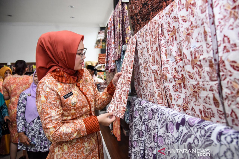 Pemkab Purwakarta bangun rumah batik guna kembangkan wirausaha batik