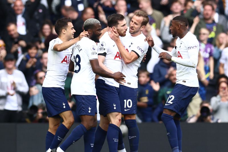 Tottenham menang tipis 2-1 atas Aston Villa