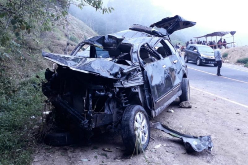 This is the chronology of the car plunged into a 30-meter-deep ravine in Pusuk Sembalun – ANTARA News Mataram