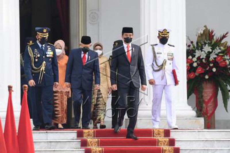 Presiden pimpin upacara peringatan HUT ke-76 TNI