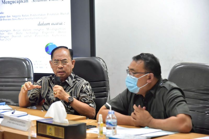 DPRD Jawa Barat pelajari Raperda Dana Cadangan Daerah