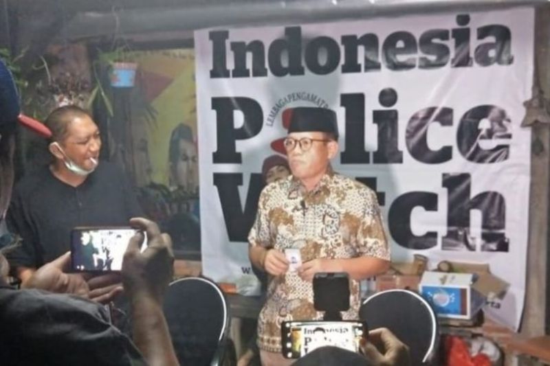IPW minta Polri usut pelanggaran hukum pelat mobil milik Arteria Dahlan