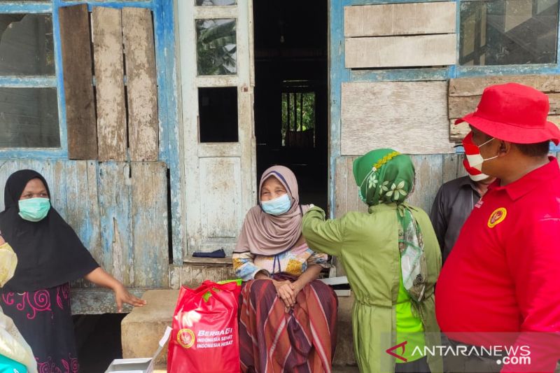 BIN Daerah Sumbar lanjutkan "door to door" vaksinasi COVID-19 di Dharmasraya