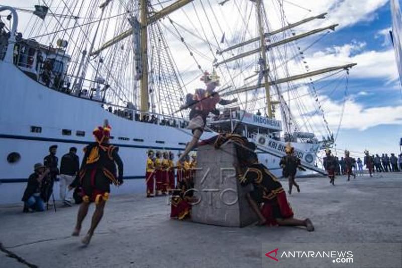 KRI Bima Suci Tiba Di Nias