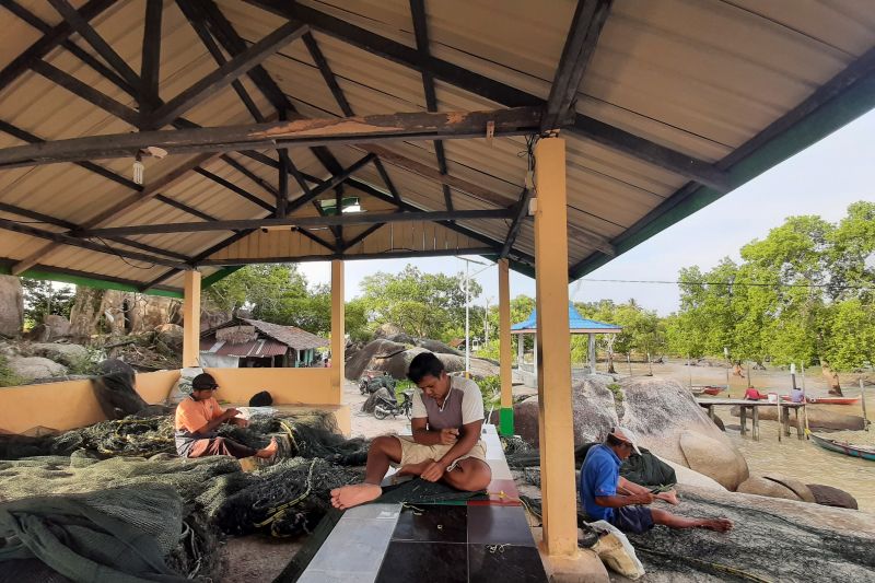 Warga Desa Batu Limau di Karimun masih kesulitan mengakses internet