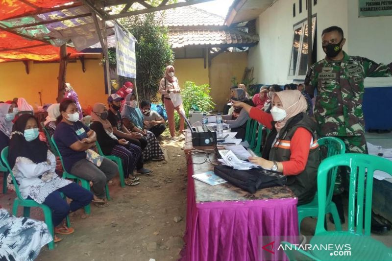 Kodim Cianjur kerahkan Babinsa lakukan pendataan dan ajak warga divaksin